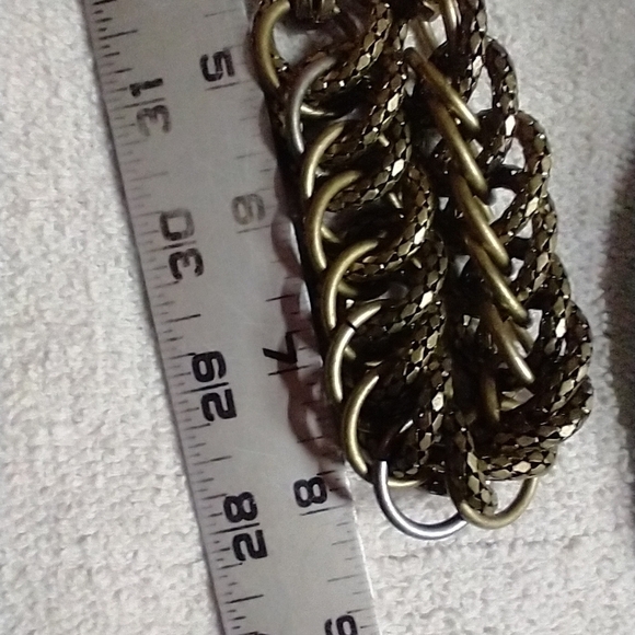 Bronze goldtone mesh link chain necklace - Picture 3 of 3